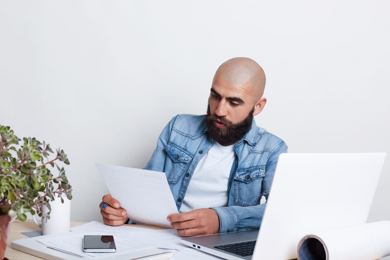 Term vs. Whole Life Insurance: A Comparative Analysis of Policy Performance Financial Fears