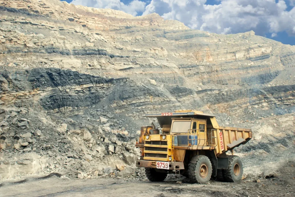 Amaroq Interim Results Stay on Track as Mine and Deals Advance Amaroq interim results